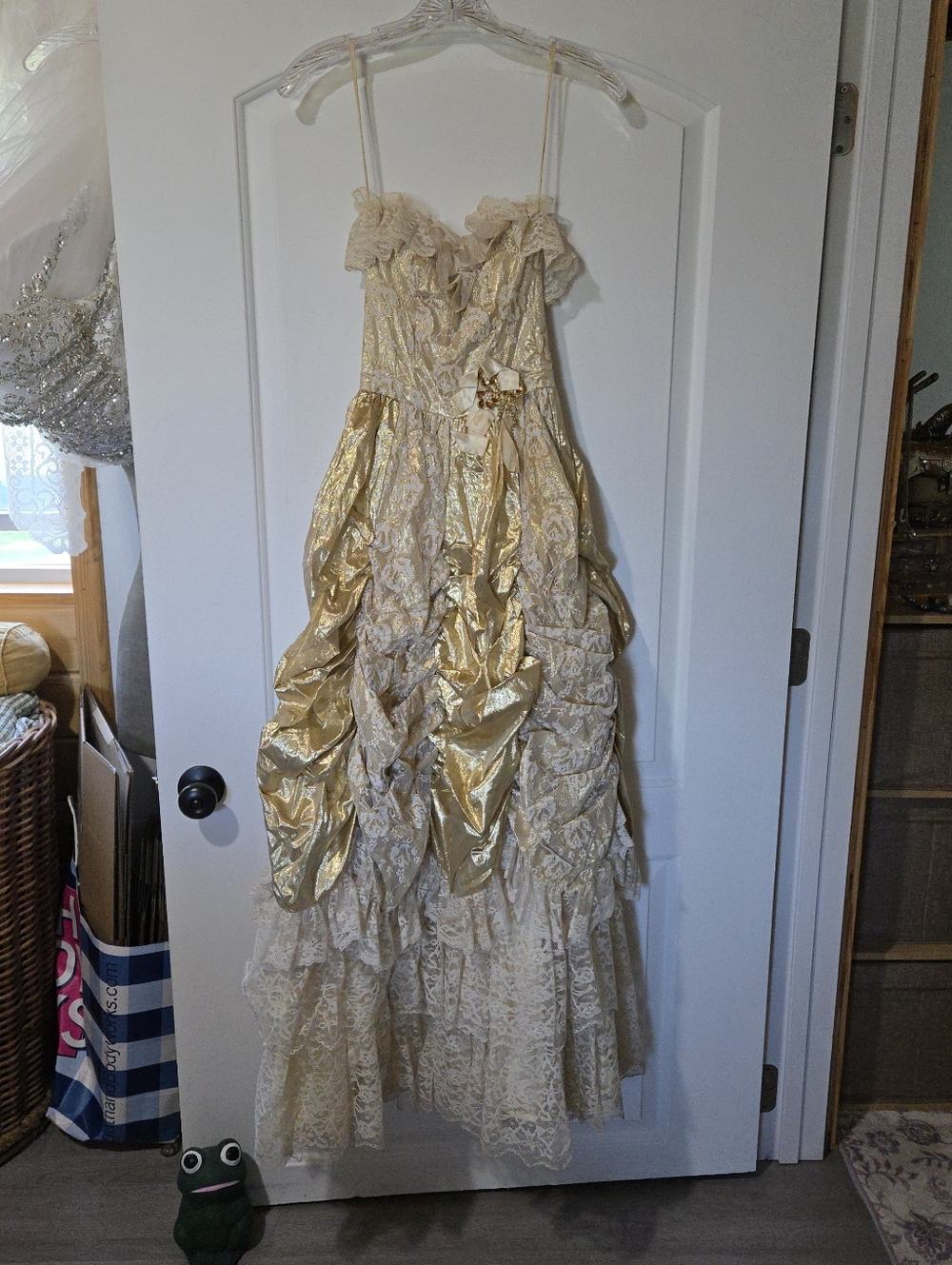 Vintage 70s LORALIE Metallic Gold Lace Tiered Victorian Ball Gown, SIZE XS